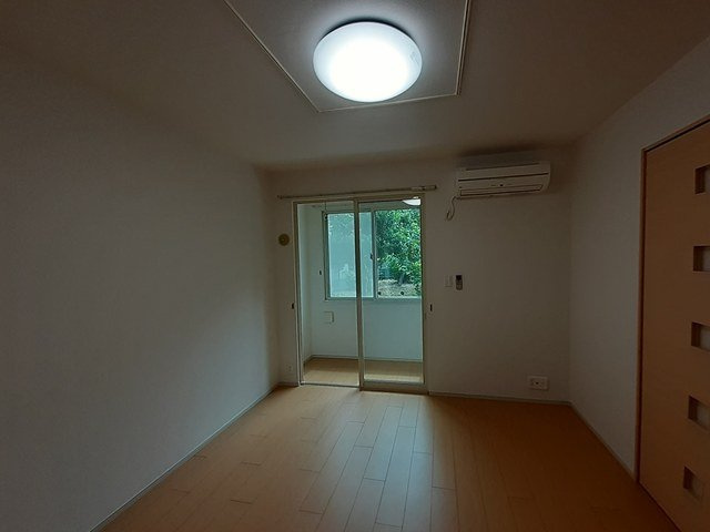 アミュ－ズ　Ⅲの居間・リビング