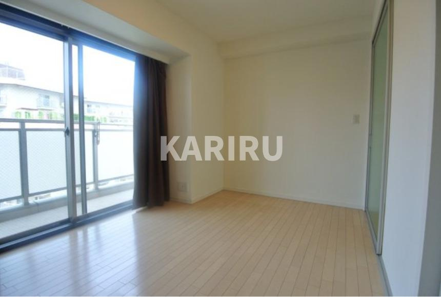 スペチアーレの居間・リビング