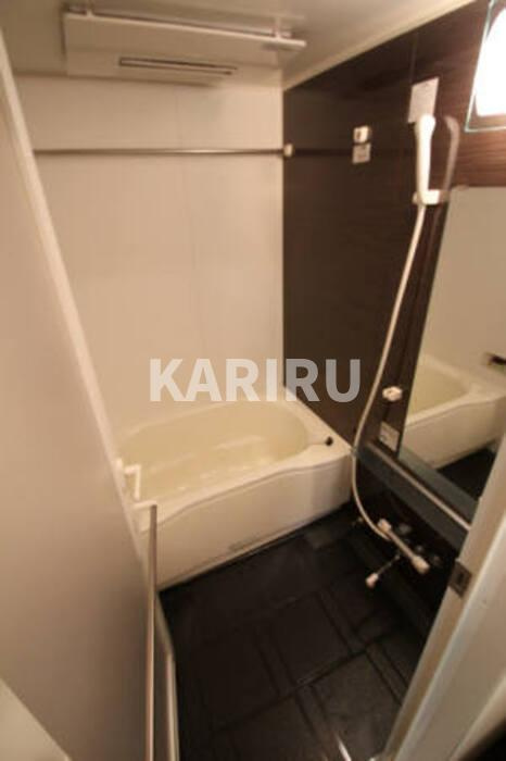 スペチアーレの浴室