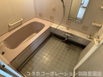 【浴室】 | 暁町6-36売家 | ゆったり一坪風呂で1日の疲れを癒しましょう…☆
