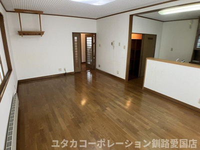 【居間・リビング】 | 暁町6-36売家 | 広々19.44帖のリビング☆