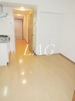 【寝室】 | ルマ・マニス | 寝室です。