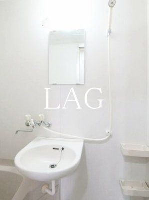 【洗面所】 | スプレンダーパレス | 洗面台です。