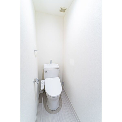 【トイレ】 | CLASS HILLS 新深江 | 落ち着いた色調のトイレです