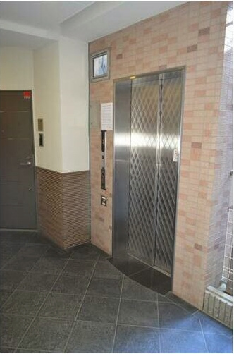 TSURUGIのエントランス