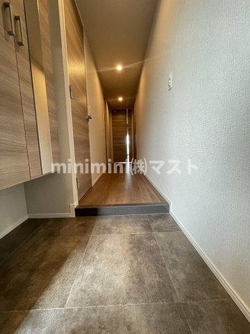 リアライズ天満橋の玄関