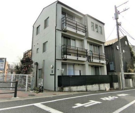 シンコウハイツ