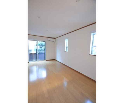 【寝室】 | ウィステリアコートＩＩ