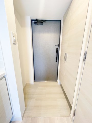 S-RESIDENCEドーム前千代崎の玄関