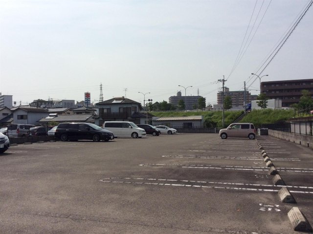 アンジェリークの駐車場|駐車場