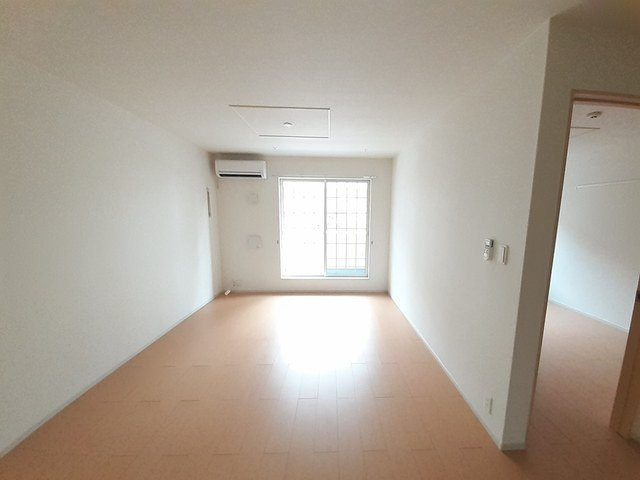 メゾン　ド　ソレアードの居間・リビング|リビングです