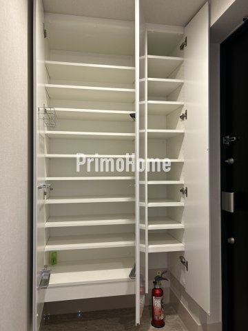 リブクオーレ神保町の収納