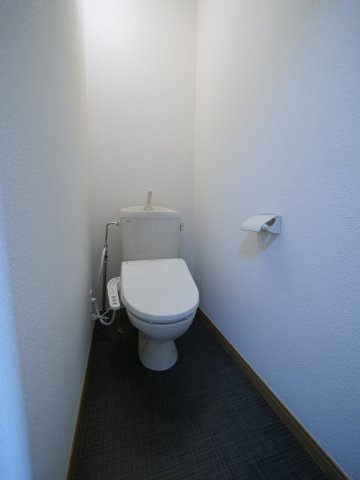 パレス下中野のトイレ|※写真は別の部屋のものです。