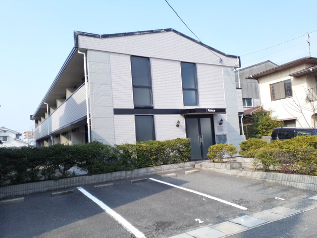 パレス下中野