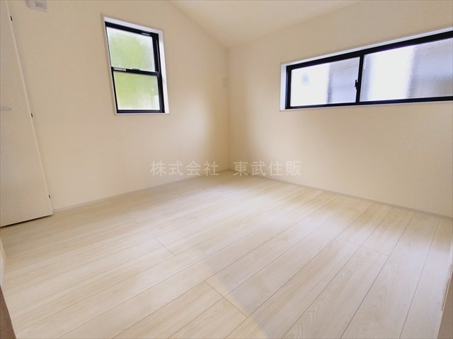 【子供部屋】 | 富士見市渡戸1丁目　全14棟　4号棟 | 洋室4.5帖北西側、子供部屋としても使い勝手の良いお部屋です