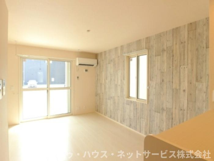 グランドソレイユⅣの居間・リビング