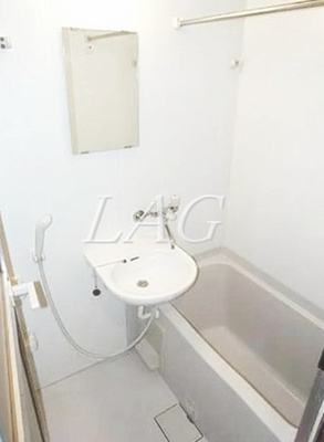 【浴室】 | エルヴァージュ神田神保町/メディカルモール神田神保町 | お風呂です。