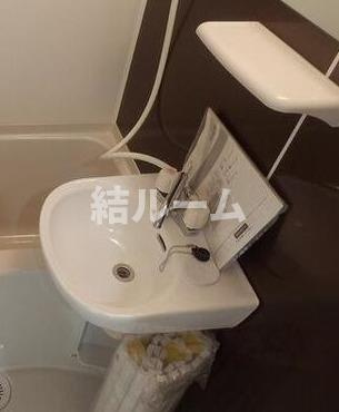 アカバネの洗面所