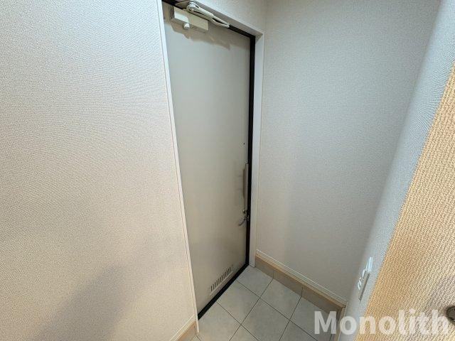 ブルームコートA棟の玄関