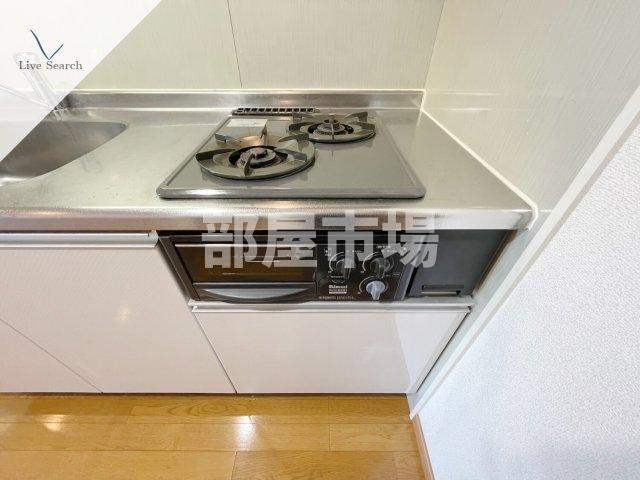 D-Room Stay 両国のキッチン|2口ガスコンロ・グリル付