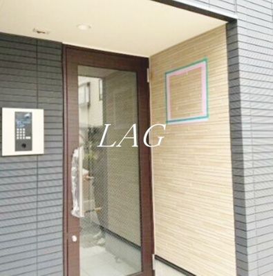 【エントランス】 | クォーク | エントランスです。