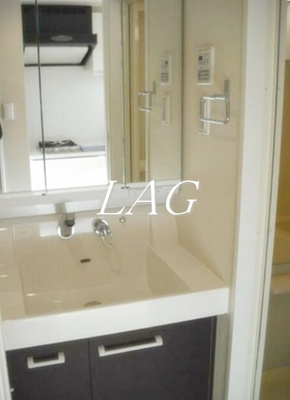 【洗面所】 | スカイコート両国参番館 | 独立洗面台です。