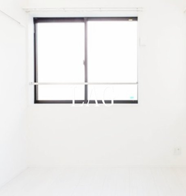 【居間・リビング】 | スマイラス新小岩 | 洋室のお部屋です。