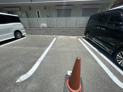 【駐車場】 | セレナ７１０