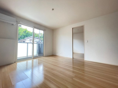 【内装】 | セレナ７１０