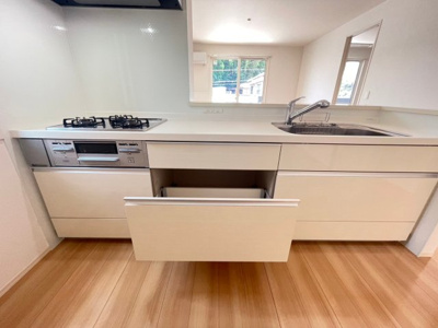 【内装】 | セレナ７１０