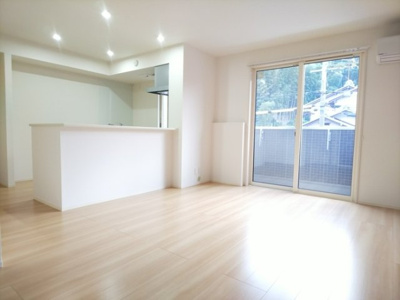 【居間・リビング】 | セレナ７１０