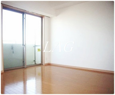 【居間・リビング】 | レオーネ綾瀬 | 洋室のお部屋です。