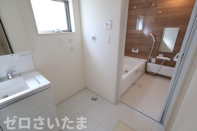 《仲介手数料無料》見沼区堀崎町583-1新築一戸建てリーブルガーデンのランドリースペース