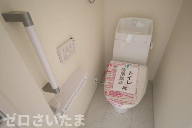 《仲介手数料無料》見沼区堀崎町583-1新築一戸建てリーブルガーデンのトイレ