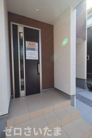 《仲介手数料無料》見沼区堀崎町583-1新築一戸建てリーブルガーデンの玄関