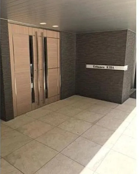 ベルフェリーク木場のエントランス