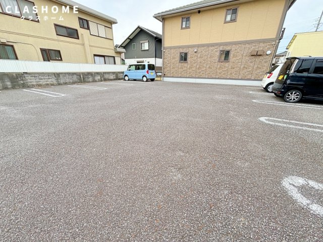 クレール 　　谷市近郊の賃貸はクラスホーム刈谷店の駐車場