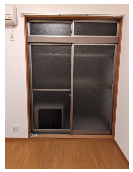 グランド中野の居間・リビング