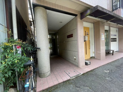 【エントランス】 | コシベ八戸ノ里