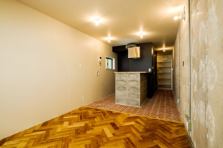 【居間・リビング】