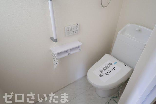 《仲介手数料無料》見沼区堀崎町583-1新築一戸建てリーブルガーデンのトイレ