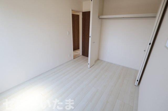 《仲介手数料無料》見沼区堀崎町583-1新築一戸建てリーブルガーデンの洋室