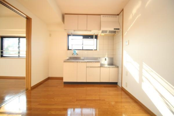 サングリーン藤沢IIの居間・リビング|DK