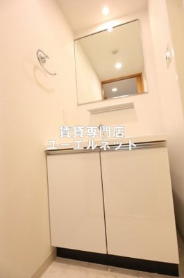 【独立洗面台】 | パークフラッツ緑地公園 | 清潔感ある独立洗面台で毎日気持ちよく♪