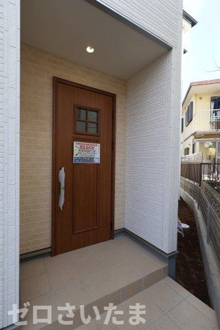 《仲介手数料無料》見沼区堀崎町583-1新築一戸建てリーブルガーデンの玄関