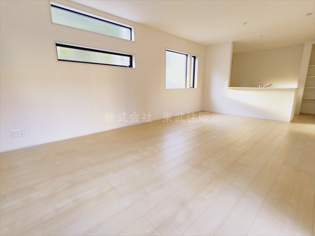 【居間・リビング】の画像