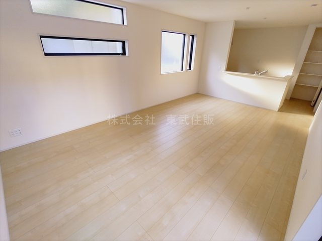 【居間・リビング】 | 富士見市渡戸1丁目　全14棟　5号棟 | 使いやすいリビングです