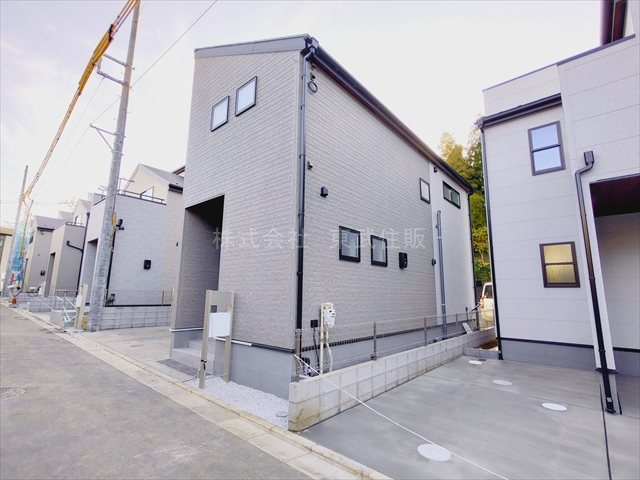 【前面道路含む現地写真】 | 富士見市渡戸1丁目　全14棟　5号棟 | 住環境良好です