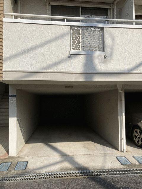 セントラル１４の駐車場