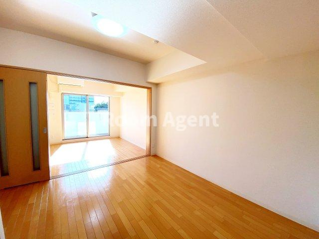 プラウランド堀田の内装